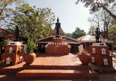 Wat Phasuk Maneechak