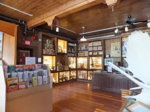 Dawson City Visitor Information Centre