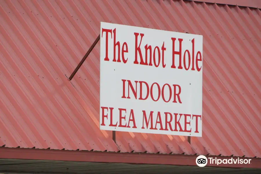The Knot Hole