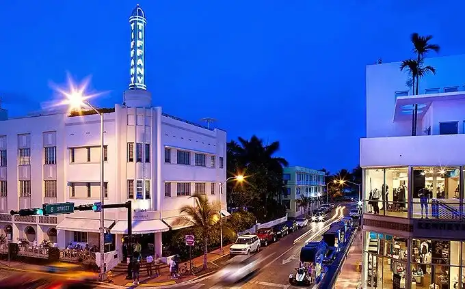 Hotels near Collins Avenue