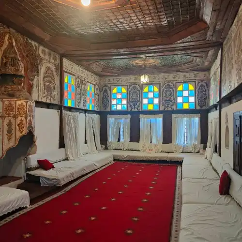 Zekate House