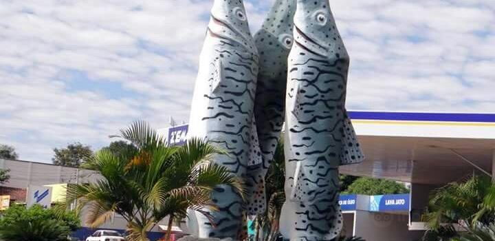 Peixe Cachara Monument