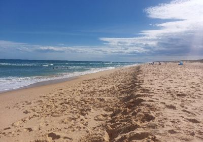 Lakes Entrance Beach