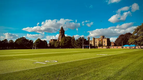 Rugby School Shop & Tours