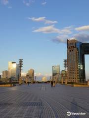 Symbol Promenade Park