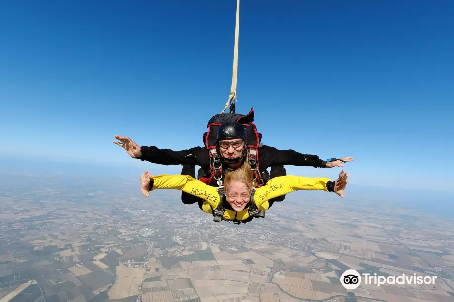 SKYDIVE VENICE