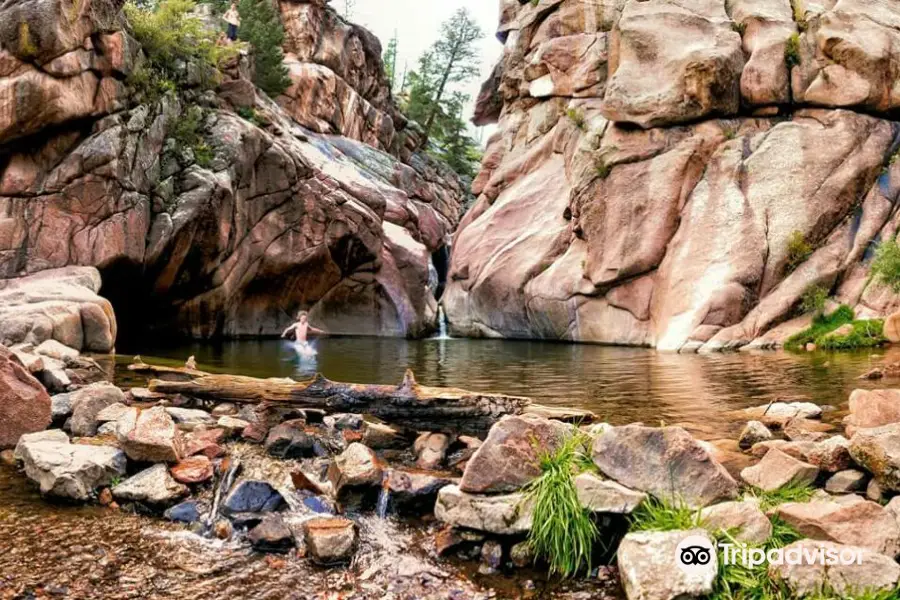 Paradise Cove / Guffey Gorge