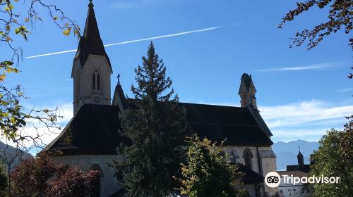 Die evangelische Auferstehungskirche