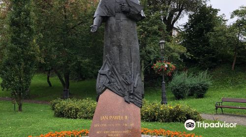 Statue of John Paul II