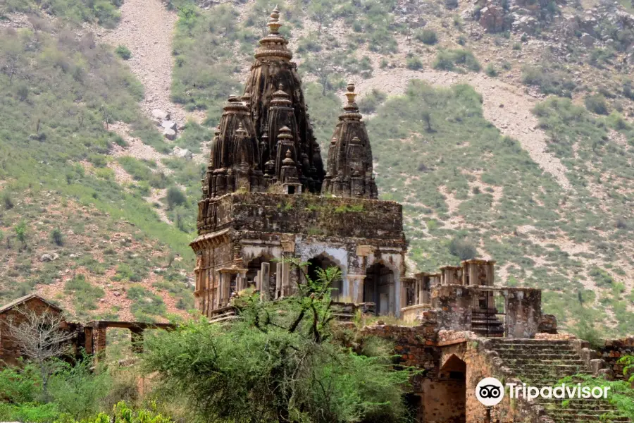 Ajabgarh Fort