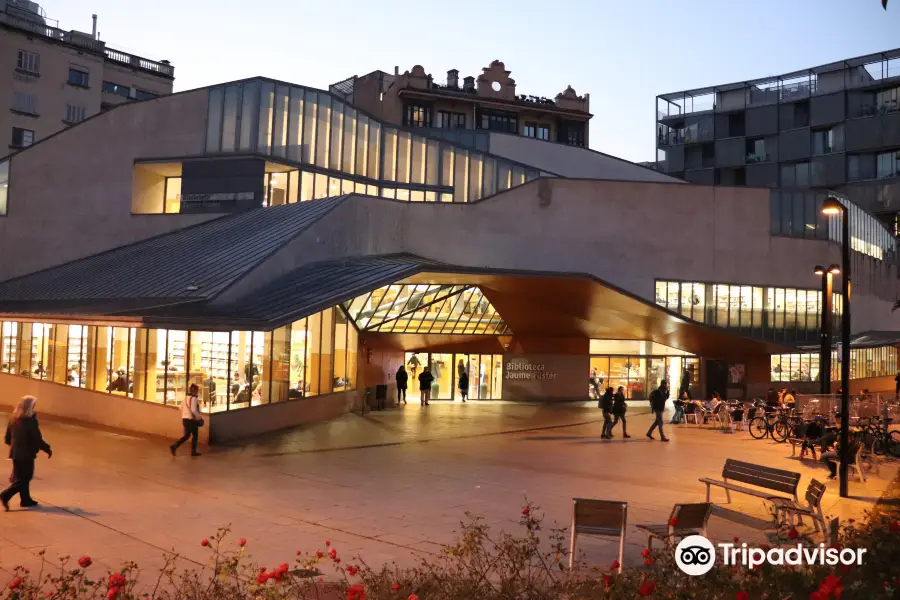 Biblioteca Jaume Fuster