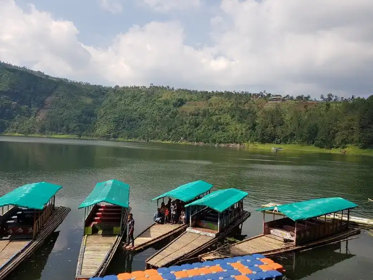 Các khách sạn ở Garung