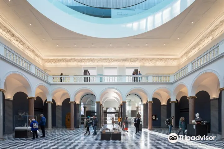 2_Aberdeen Art Gallery