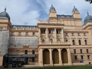 Mecklenburgisches Staatstheater GmbH