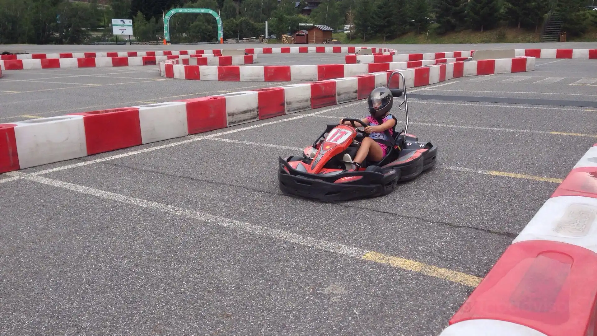 Karting Grandvalira附近的飯店
