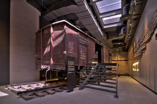 Hotels near Memory and Tolerance Museum