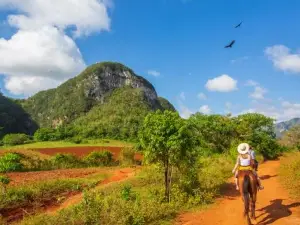 Riding Viñales.