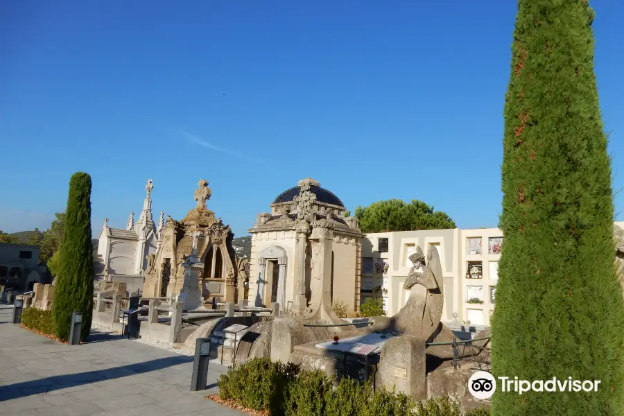 Modernist Cemetery