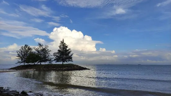 Pantai Temasya Tanjung Batu