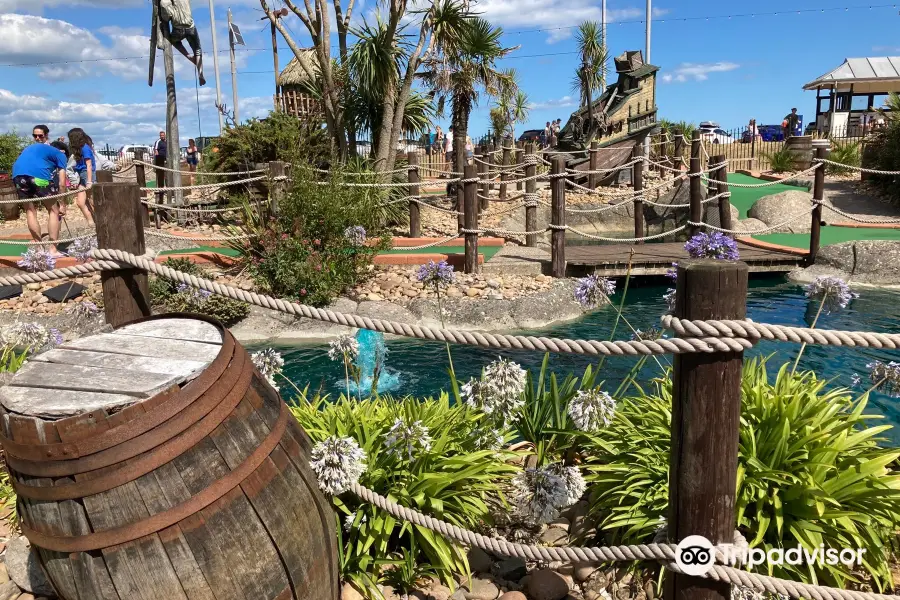 Pirates Bay Adventure Golf