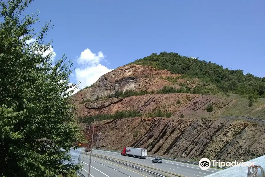 Sideling Hill Overlook & Rest Area