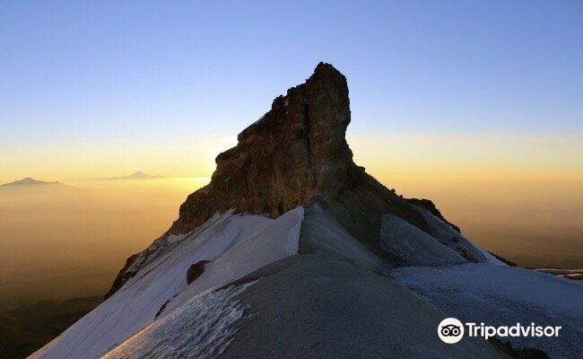 Mexico + Parque Nacional Iztaccíhuatl - Popocatépetl day tour