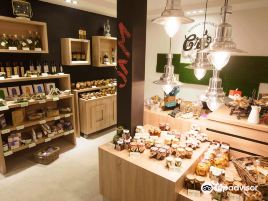 Crop - Authentic Croatian Gifts