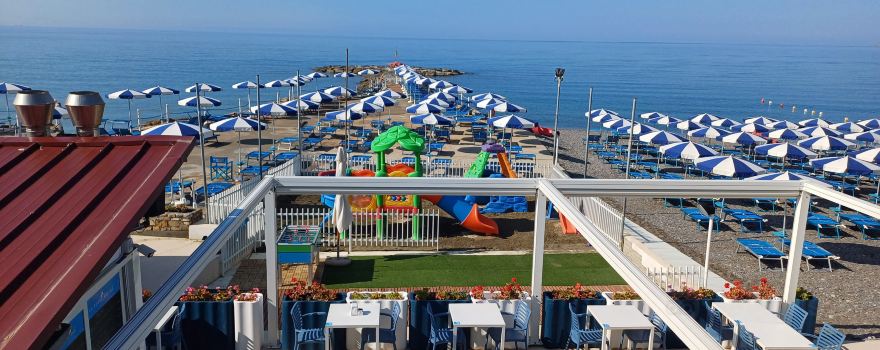 La Scogliera Beach