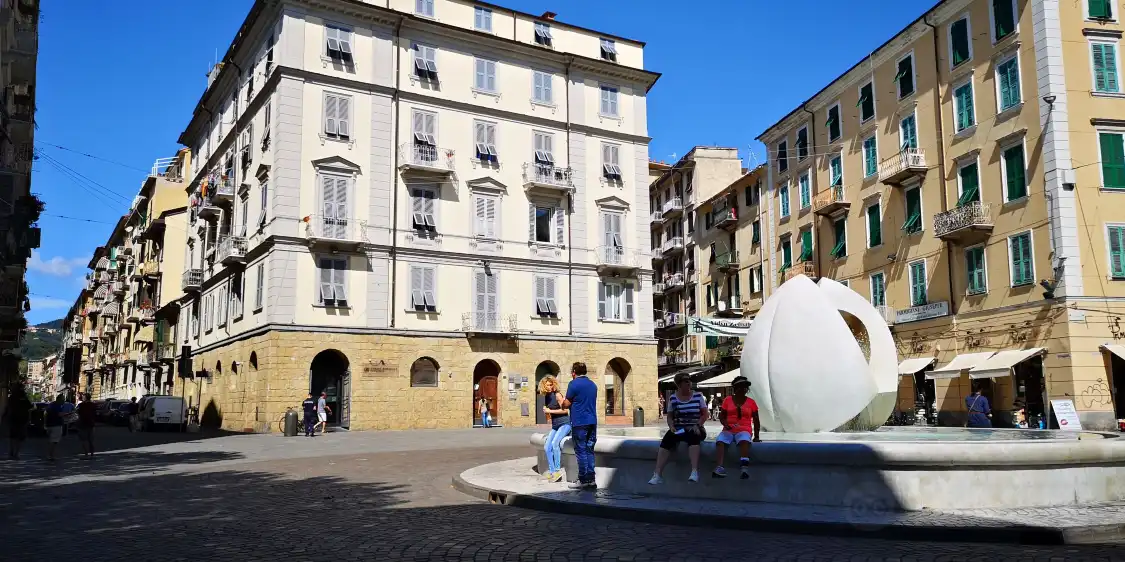 Hotel in zona Piazza Giuseppe Garibaldi