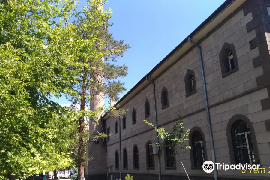 Fevzi Cakmak Cami