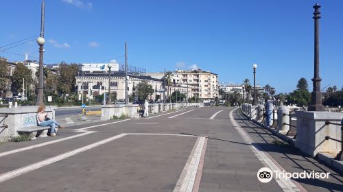 Passeggiata a Mare di Messina