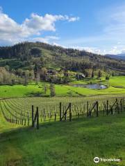 Reustle-Prayer Rock Vineyards