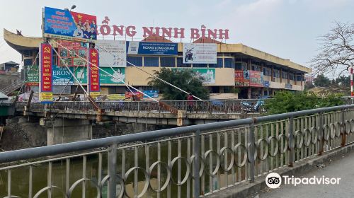 Rong Market Ninh Binh