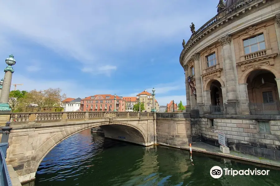 Pont Monbijou