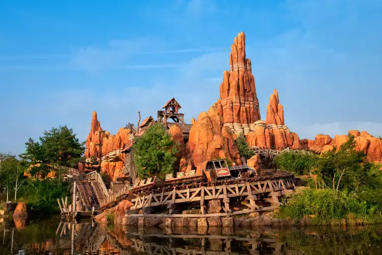 Hotels near Disneyland Park