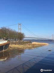 Waters' Edge Country Park & Visitor Centre