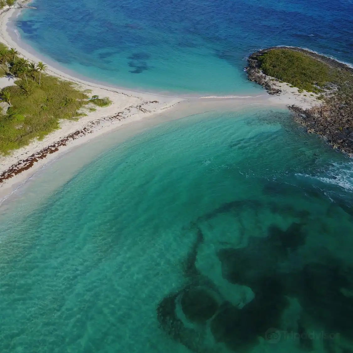 Hotels near Twin Coves Beach