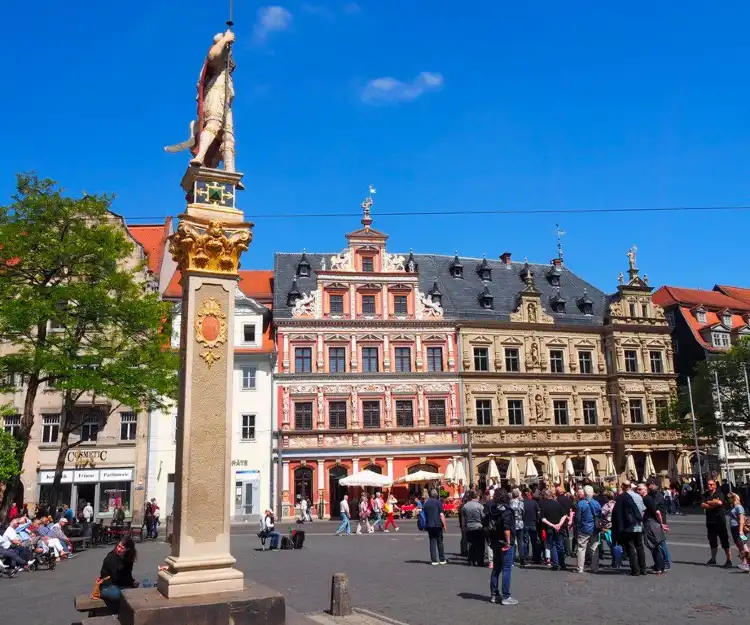 Hotels near Fischmarkt