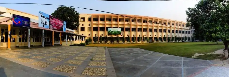 Hotels near Thapar University