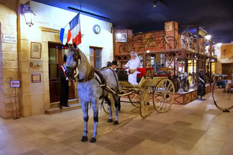 Hotels in Arpaillargues-et-Aureillac