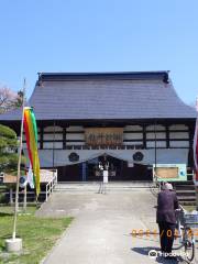 Aomoriminatoshugoshin Suwa Shrine