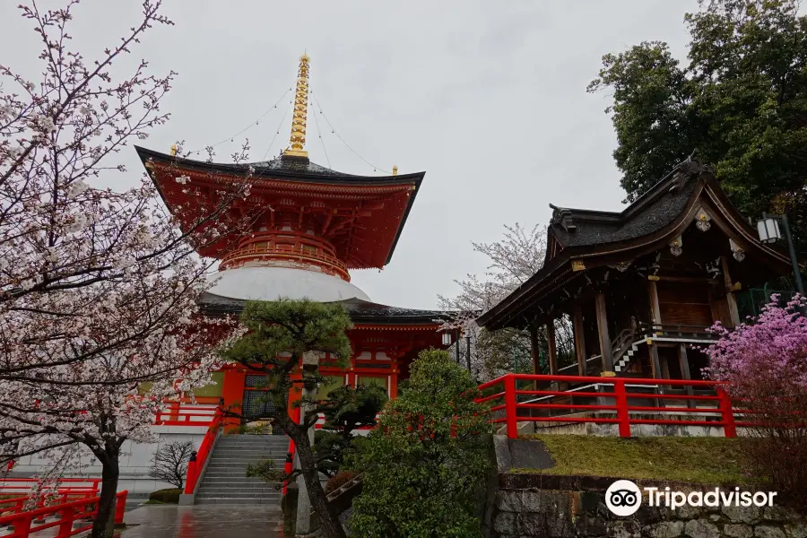 Nakayama-dera Temple Daiganto