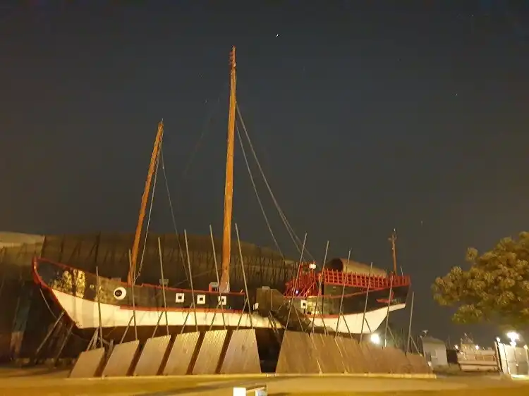 Hotels near Lin Mo-Niang Memorial Park