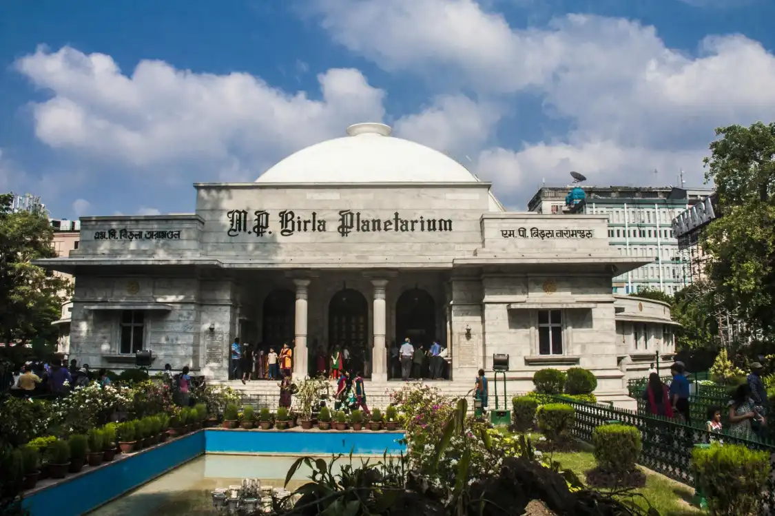 Hotels near M.P. Birla Planetarium
