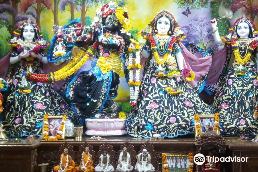 ISKCON Nashik, Sri Sri Radha Madan Gopal Temple