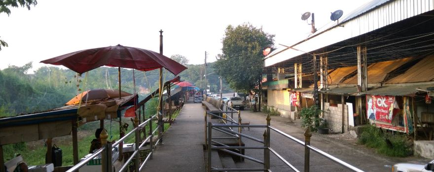 Rim Moei Market