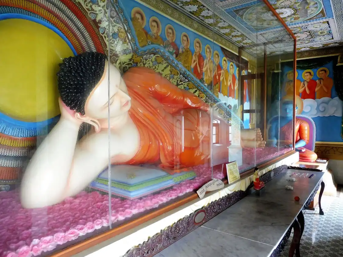 Hotels near Sri Sudharmalaya Buddhist Temple