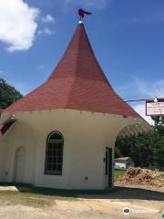 The Historic Roundtop Filling Station