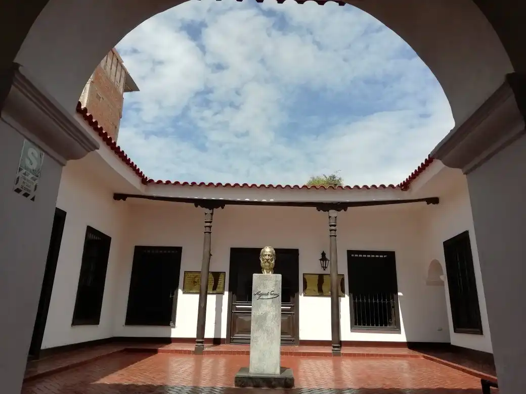 Hotels near Casa Museo Almirante Miguel Grau