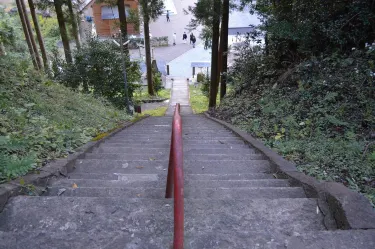 釣石神社